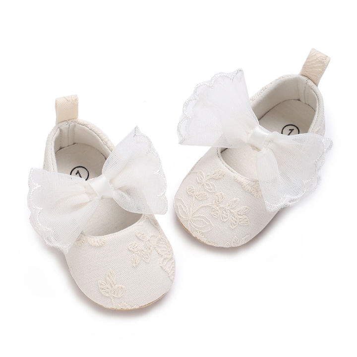 Cute%20Lace%20Baby%20Princess%20Shoes%20for%20Spring%20And%20Autumn%200-18M%20Infant%20Girls%20Anti-Slip%20Rubber%20Sole%20Bow%20Detail%20Anti-Slip%20Footwear%20-%20Image%203