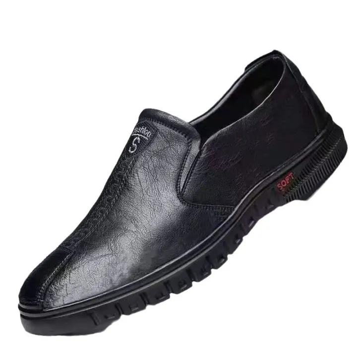 2025%20PU%20Leather%20Men's%20Loafers%20Luxury%20Men%20Casual%20Shoes%20New%20Fashion%20Driving%20Shoes%20Breathable%20Slip%20on%20Men%20Moccasins%20Plus%20Size%2039~44%20-%20Image%205