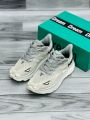 New design Hoka shoes are available now full trendy shoes right now. 