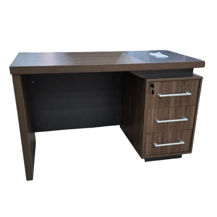 1.2%20m%20Scratchproof%20MDF%20Fancy%20Home/Office%20Desk%20-%20Image%203