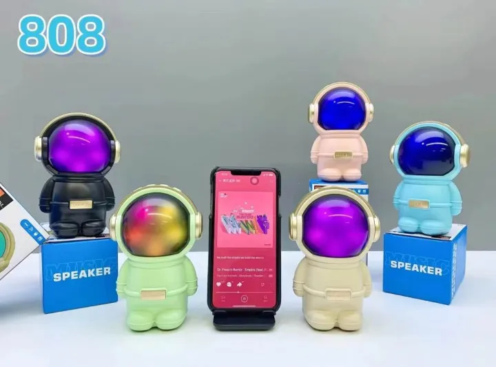 NEW%20X-808%20Astronaut%20Light%20Portable%20radio%20Astronaut%20Smart%20BT%20Speaker%20Astronaut%20Design%20LED%20Night%20Light%20Music%20Speaker%20-%20Image%202