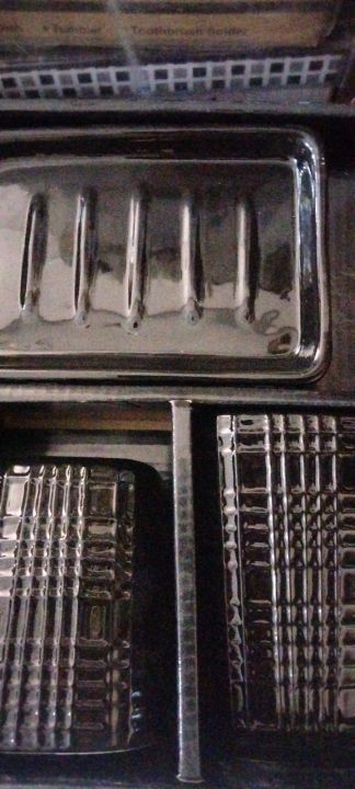 4%20pcs%20bathroom%20set%20in%20very%20high%20quality%20in%20beautiful%20black%20colour%20/in%20bathroom%20use/ceramic%20-%20Image%203