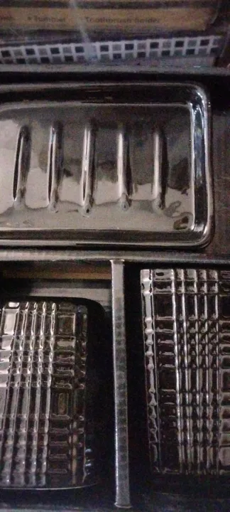 4%20pcs%20bathroom%20set%20in%20very%20high%20quality%20in%20beautiful%20black%20colour%20/in%20bathroom%20use/ceramic%20-%20Image%203