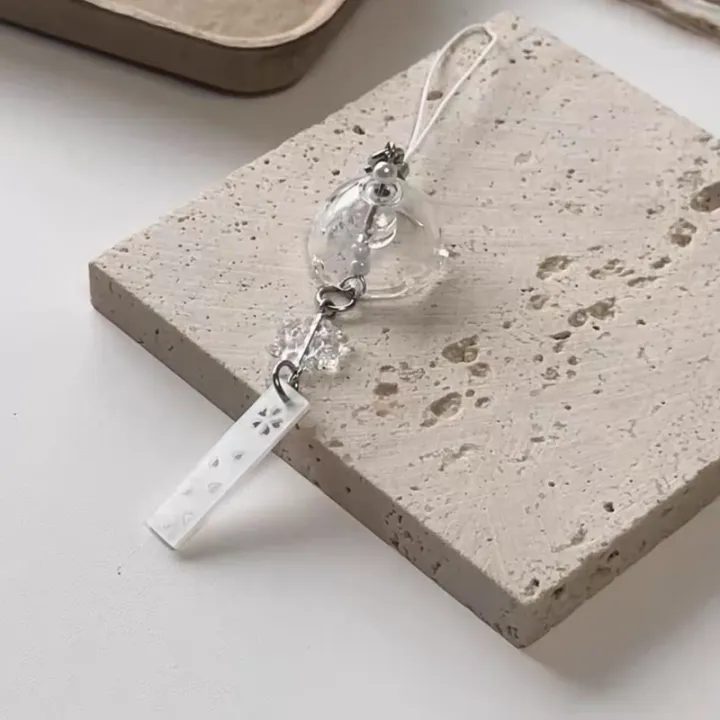 Elegant%20Wind%20Chime%20Keychain,%20Pearl%20Decor,%20Cell%20Phone%20Chain,%20Phone%20Case%20DIY%20Accessories,%20Pendant%20Bag,%20%20-%20Image%204
