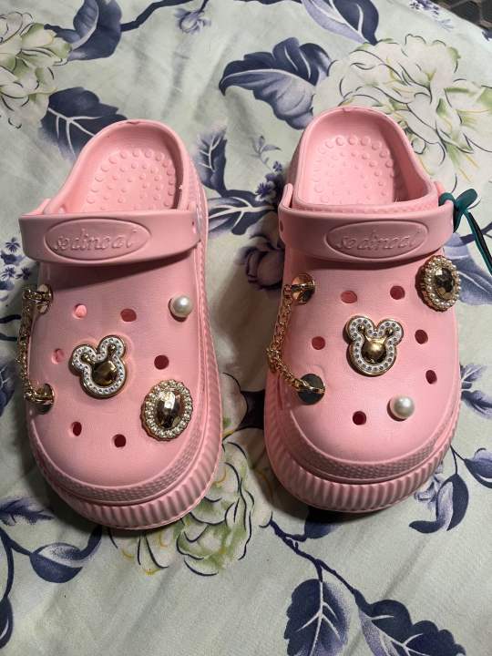 112%20code%20Double%20Sole%20Crocs%20With%20Charm%20For%20Women%20-%20Image%206