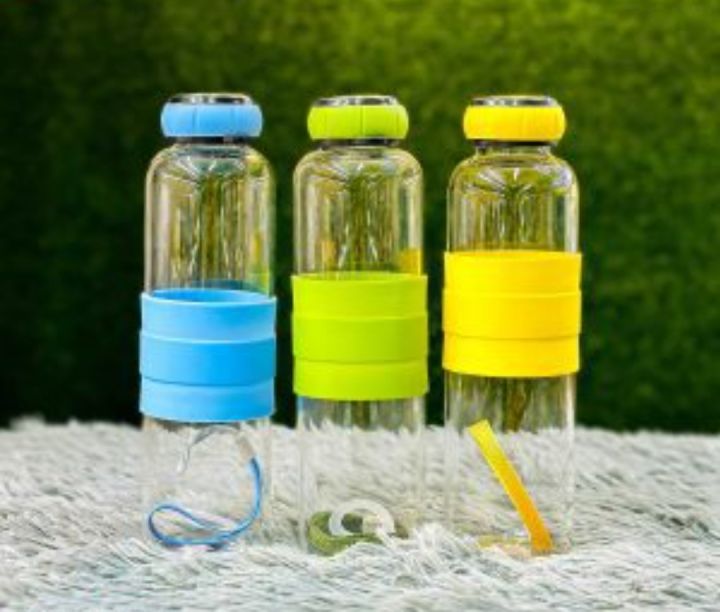 Glass%20Water%20Bottle%20-%20Image%202