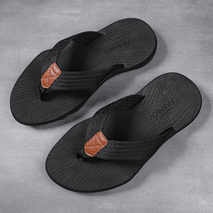 High%20Quality%20Hot%20Sale%20Men%20Flip%20Flops%20Summer%20Beach%20Flip%20Flops%20Men%20Fashion%20Breathable%20Casual%20Beach%20Men%20Slippers%20Summer%20Outdoor%20-%20Image%203