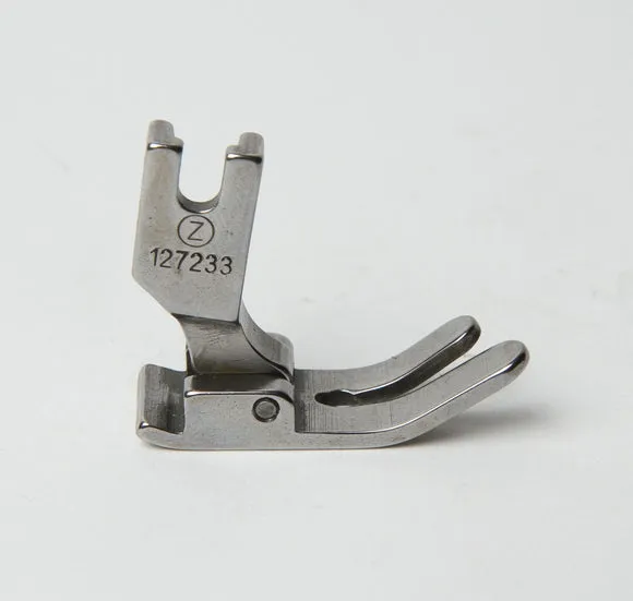 P351%20Industrial%20Sewing%20Machine%20Presser%20Foot%20%E2%80%93%20Heavy%20Duty%20Lockstitch%20Attachment%20-%20Image%208