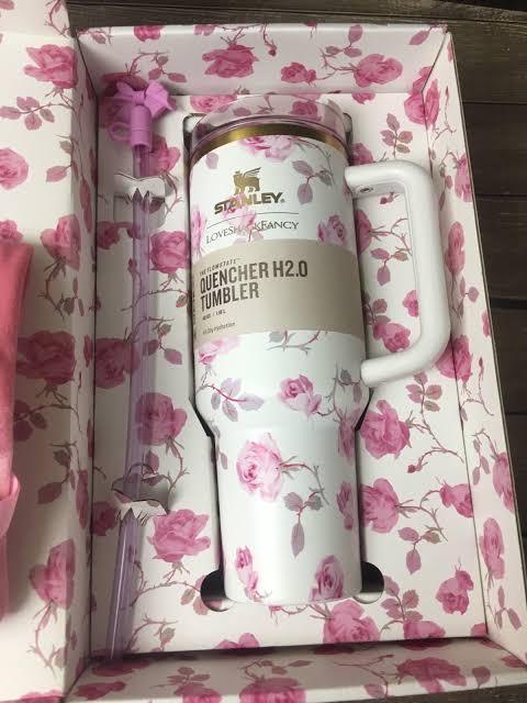 Stanley%20Tumbler%2040%20Oz.%201200ML%20Stanley%20Cup.%20Stainless%20Steel%20Vacuum%20Insulated%20Tumbler%20mugs%20with%20straw.%20Leak%20Proof%20Water%20bottle.%20Stanley%20Quencher.%20Water%20Tumbler.%20Travel%20Bottle.%20Hot%20and%20Cold%20Beverages.%20%20Thermos%20Travel%20Mugs%20Coffee%20Mug%20Gym%20Mug%20Driving%20Cup%20-%20Image%203