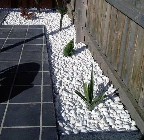 Garden Marble Stones / Pebbles For Decoration for Garden And Pots (1 kg)