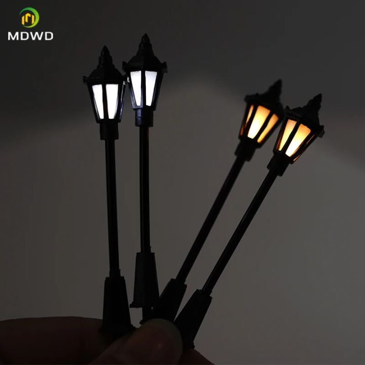 5pcs%20Layout%20Lamppost%20Model%20Lamp%20Railway%20Train%20Scenery%20Table%20War%20Game%20DIY%20Model%20Lamp%203V%20Lights%20Miniature%20-%20Image%204