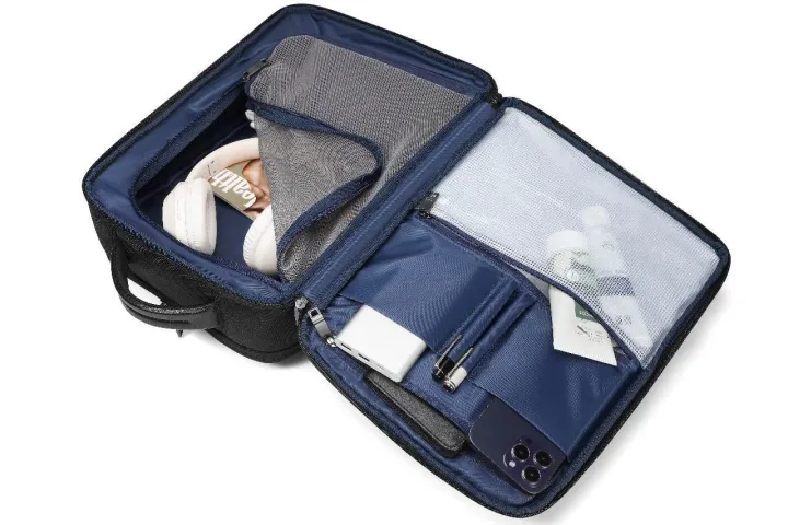 Everesco%20Elite%20Business%20Laptop%20Backpack%20-%20Image%208