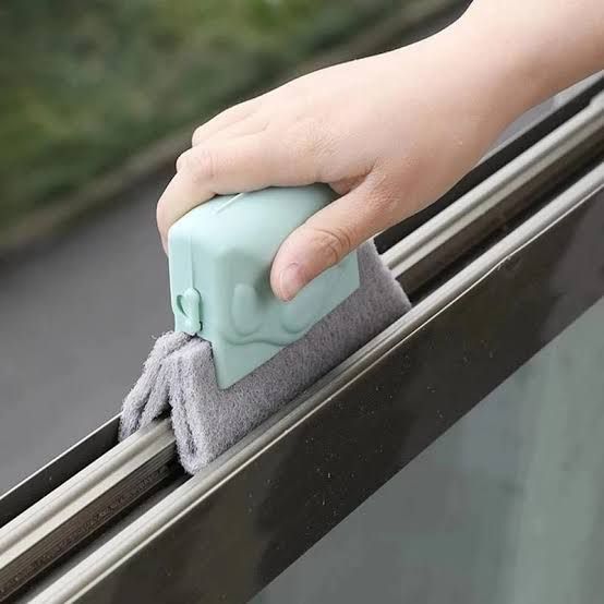 "Versatile%20Groove%20Cleaning%20Brush%20for%20Quick%20and%20Easy%20Cleaning%20of%20Corners,%20Gaps,%20and%20Detachable%20Door%20Window%20Tracks%20%E2%80%93%20Includes%20Washable%20Microfiber%20Blade%20Dust%20Cleaner"%20-%20Image%203
