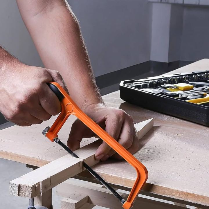 Mini%20Hacksaw%206%20in%20with%20Mitre%20Block%20and%205%20Bi-Metal%20Blade%20-%20Image%202