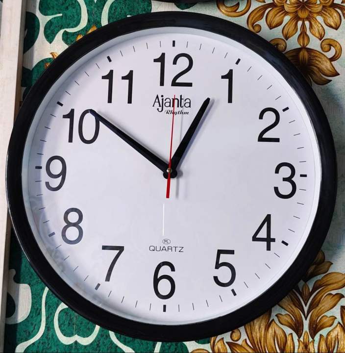 Ajanta wall clock beautiful stylish round shape wall clock