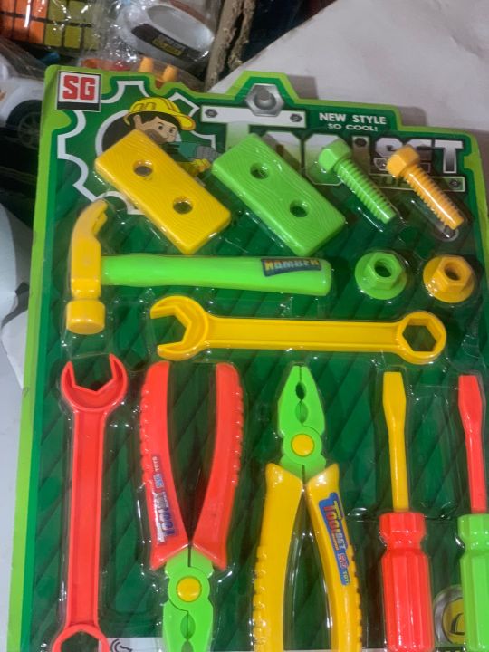 Toy%20Tool%20Box%20and%20Kid's%20Tool%20Kit,Educational%20Pretend%20Play%20Toys%20-Includes%20Hammer,%20Saw,Screwdriver%20and%20Many%20Construction%20Tools%20Best%20Gift%20for%20Boys%20-%20Image%206