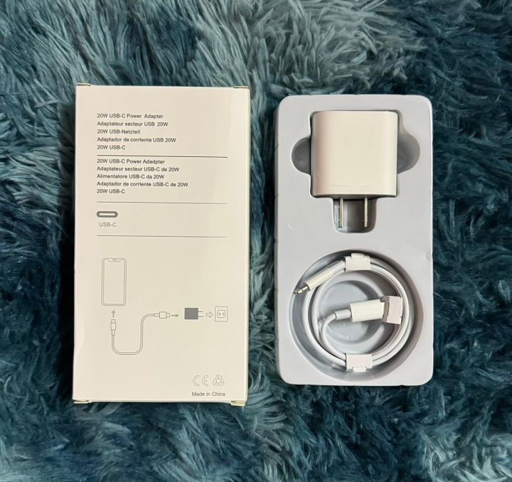 20W%20PD%20USB-C%20power%20adapter%20lighting%20to%20USB%20cable%20for%20iPhone%2014%20pro%20max%20-%20Image%202