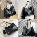 Lara leather tote bag. 