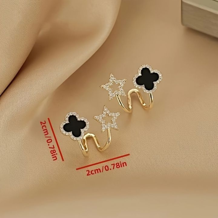 Elegant%20&%20Cute%20Black%20Four-Leaf%20Flower%20Stud%20Earrings%20for%20Women%20%E2%80%93%20Stylish%20&%20Lightweight,%20Perfect%20Accessory%20for%20Daily%20Wear,%20Special%20Occasions,%20and%20Party%20Looks%20%E2%80%93%20Fashionable%20Gift%20Idea%20for%20Ladies%20-%20Image%204