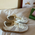 2025 New Women's Platform Trainer Shoes Lace Detail Retro Sneakers Cute Sporty Shoes. 