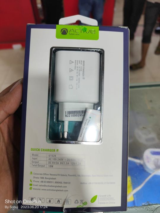Active%20Telecom%20%2018w%20FAST%20Wall%20Charger%20With%20type-c%20cable%20&%20Pd%20charging%20port%20-%20Image%202