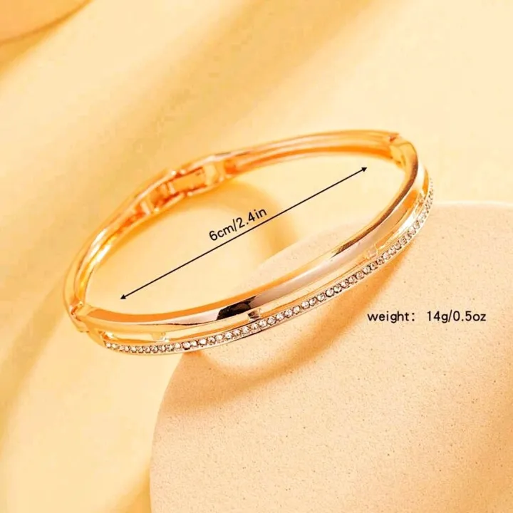 Rose%20Gold%20Stainless%20Steel%20Plain%20&%20Diamond%20Bangle%20Bracelet%20Suitable%20For%20Women's%20Everyday%20Wear,%20Cubic%20Zironia%20Simulate%20Diamond%20Stackable%20Oval%20Hinged%20Bangle%20Bracelet%20-%20Image%204