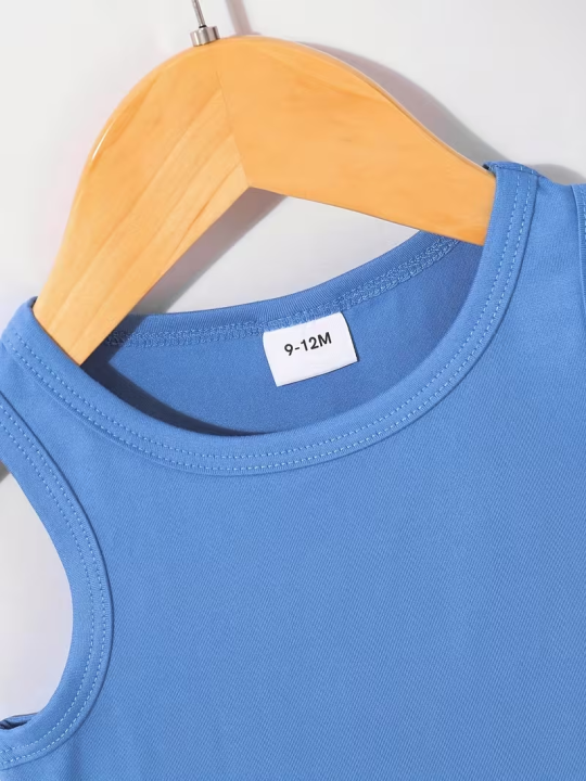 Hollow%20Crescent%20on%20Blue%20Sleeveless:%20Set%20Design%E2%80%94Ramadan%E2%80%99s%20Trendy%20Cute%20Protagonist%20-%20Image%204