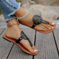 Summer The New Ladies Flip-Flops for Leisure Holiday Beach Toe-Clip Plus Size Flat Slippers for Women Designer Shoes Slippers. 
