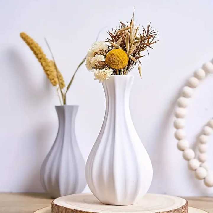 Home%20decorative%20vase%2017%20cm%20long%20-%20Image%203