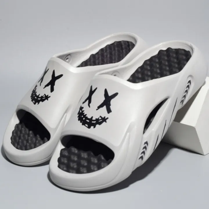 2025%20new%20men's%20massage%20slippers%20indoor%20and%20outdoor%20sandals%20beach%20casual%20shoes%20comfortable%20soles%20men's%20slippers%20large%20-%20Image%203