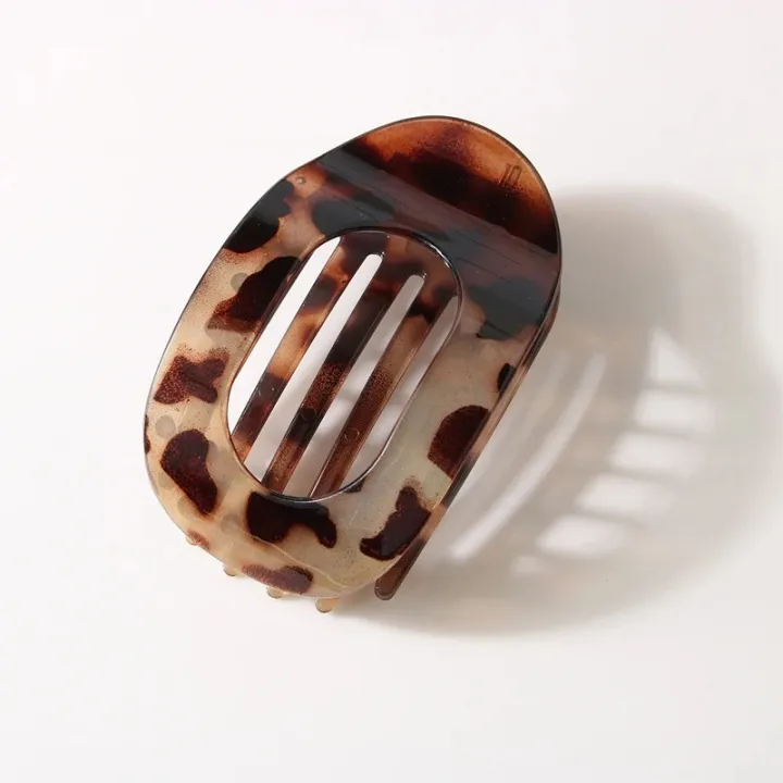Leopard%20Matte%20Fashion%20Oval%20Hair%20Claw%20Clip%20for%20Women%20New%20Design%20Curved%20Flat%20Styling%20Barrettes%20Acrylic%20Lying%20down%20Hair%20Accessories%20-%20Image%207