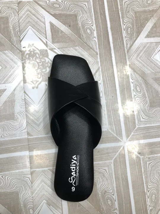 Women's%20Slim%20and%20Fit%20Flat%20Slipper%20Sandal%20%7C%20Pati%20Slipper%20-%20Image%202