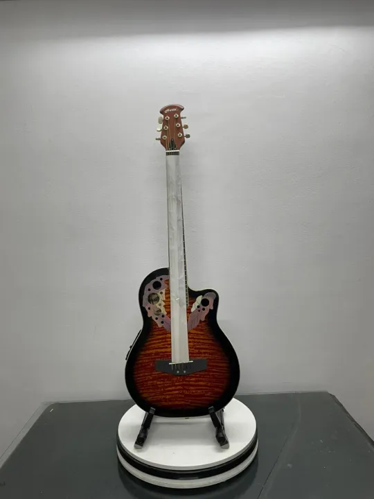 Hertz%20Guiter%20-%20Image%202