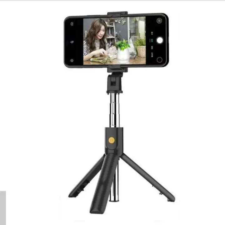Wired%20Selfie%20Stick%20Monopod%20Remote%20Shutter%20Built-in%20Self-Portrait%20Extendable%20-%20Image%203
