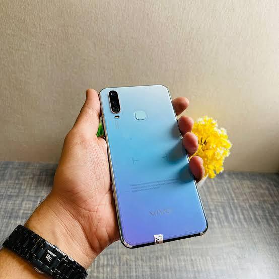 Vivo%20y17%20-%204GB%20RAM%20-%20128GB%20ROM%20-%20DUAL%20SIM%20-%20PTA%20APPROVE%20-%20BOX%20CHARGER%20-5000%20MAH%20BATTERY%20LAUD%20SPEAKER%20-%20WATER%20DROP%20DISPLAY%20-%20VIVO%20-%20Image%206