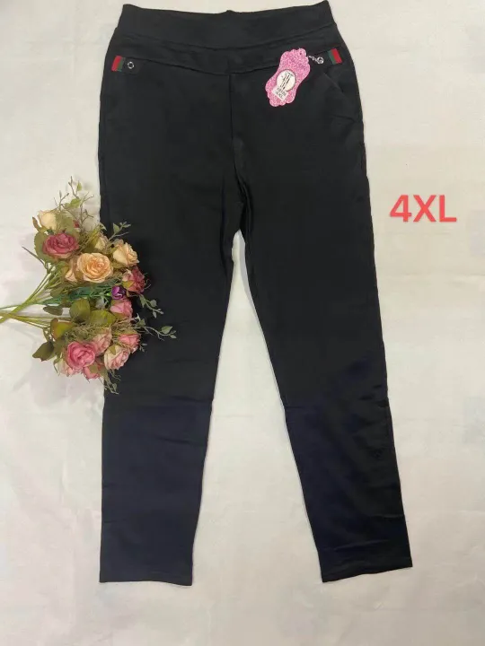 Black%20work%20pants,%20thick%20fabric,%20flexible,%20soft,%20smooth,%20comfortable%20to%20wear.%20-%20Image%205