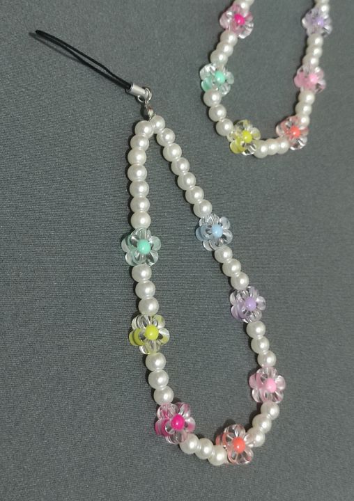 Beaded%20Mobile%20Phone%20Charm%20%E2%80%93Multi%20Flower%20Phone%20Strap%20for%20Girls%20%7C%20Phone%20Charm%20for%20Girls%20%7C%20Trendy%20Pearl%20&%20Beads%20Mobile%20Accessory%20for%20Girls%20-%20Image%202