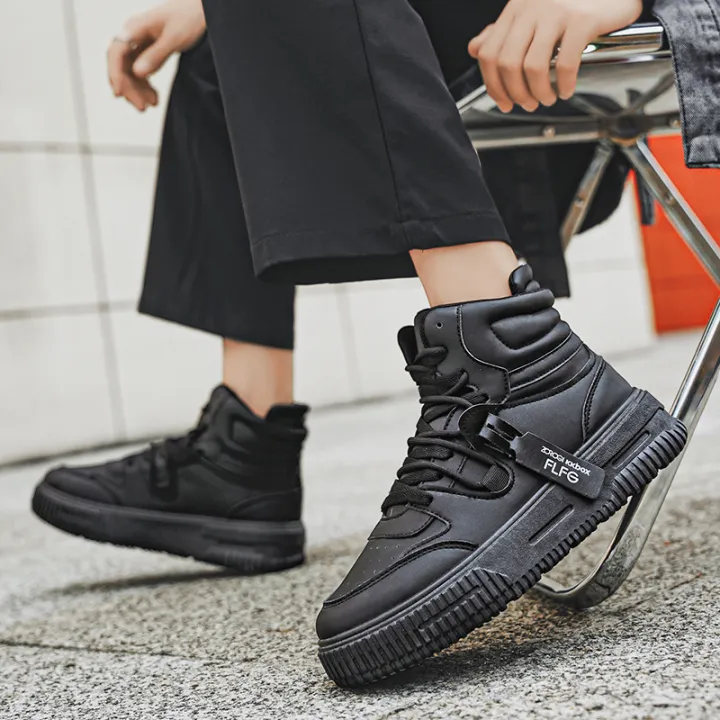 New%20Fashion%20Casual%20Sneakers%20High%20Top%20Skateboard%20Shoes%20Student%20Boots%20Men%20and%20Women%20Trend%20Wear%20Resistant%20Two-color%20Couples%20-%20Image%205