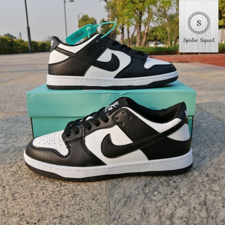 sb dunk panda low