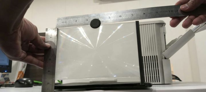 3D%20Magnifier%20Foldable%20Led%20Screen%20to%20Enlarge%20the%20Screen%20of%20Mobile%20Phone%20with%20Buit-in%20Amplifier%20Holder%20Stand%20-%20Image%205
