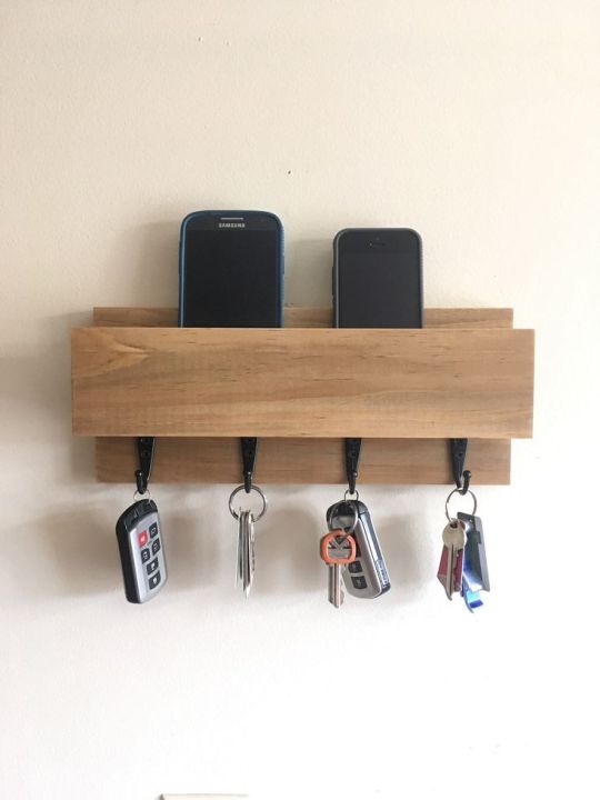Wooden%20Wall%20Mount%20Entryway%20Organizer,%20Key%20and%20Mail%20Holder,%20Phone%20Storage,%20Mail%20Organizer%20-%20Image%202