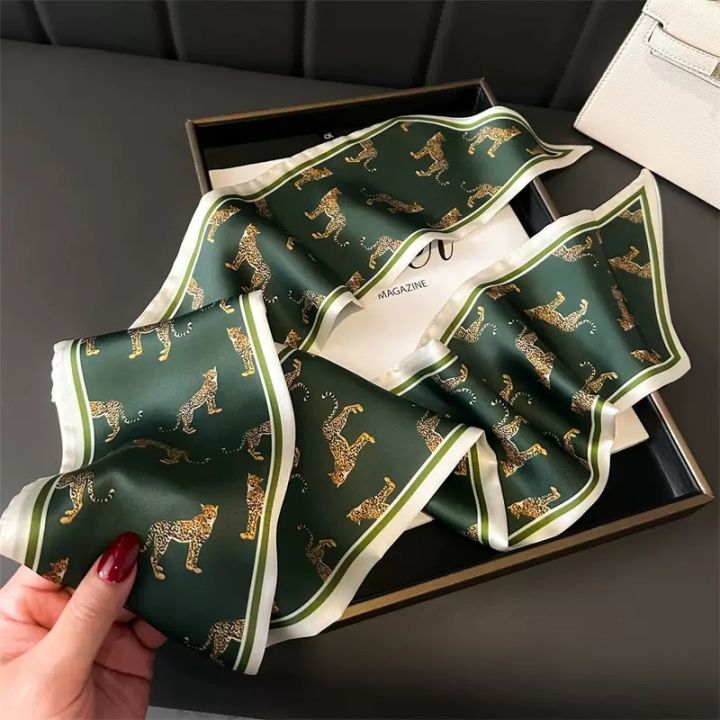 Women%E2%80%99s%20Oblique%20Silk%20Scarf,%20Silk-Like%20Double%20Layer%20Print,%20Versatile%20Neckerchief%20Shirt%20Accessory,%20Daily/Office%20Versatile%20-%20Image%206
