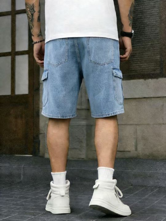 Men's%20Summer%20Loose%20Straight%20Fit%20Five%20Pocket%20Denim%20Shorts%20in%20American%20Retro%20Workwear%20Style%20-%20Image%202