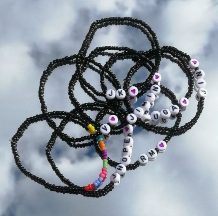 BTS%20Name%20Bracelets%20_Beaded%20purple%20heart%20name%20bracelets%20fkr%20Army%20-%20Image%202