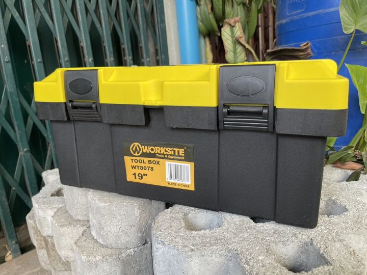 Worksite%20Tool%20Box,%2013%20Compartments,%20Size%2019%20Inches.%20-%20Image%204