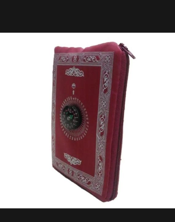 Travel%20Prayer%20Mat%20Safri%20Janamaz,%20Portable%20Janamaz,%20Pocket%20Friendly%20Muslim%20Janamz%20-%20Image%203