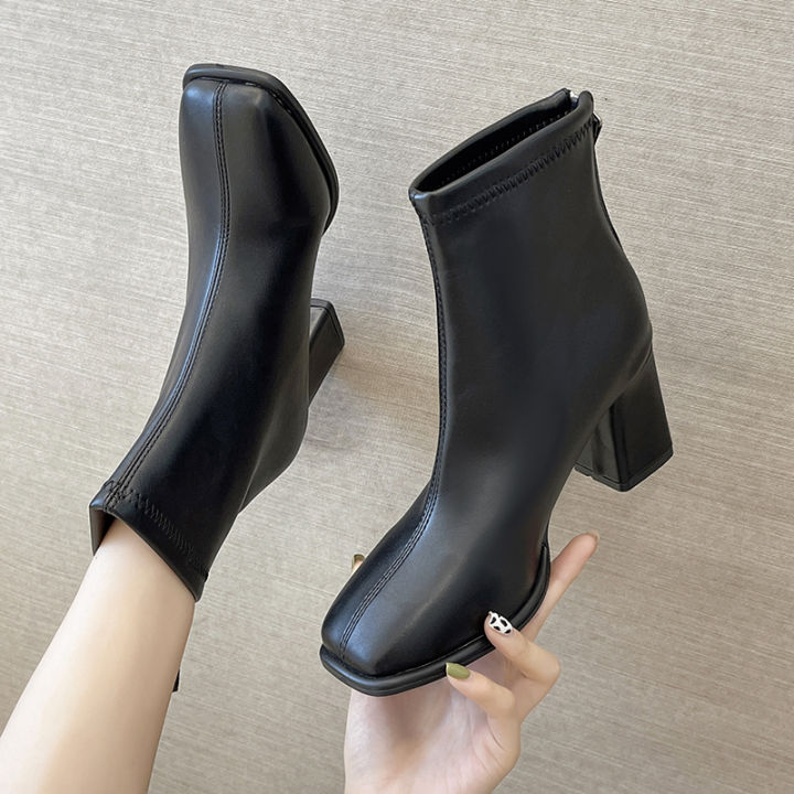 Winter%20Square%20Toe%20Elegant%20Banquet%20Women's%20Shoes%20Fashionable%20Square%20Heel%20Comfortable%20Short%20Boots%20High%20Heel%20Warm%20Knight%20Boots%20-%20Image%206