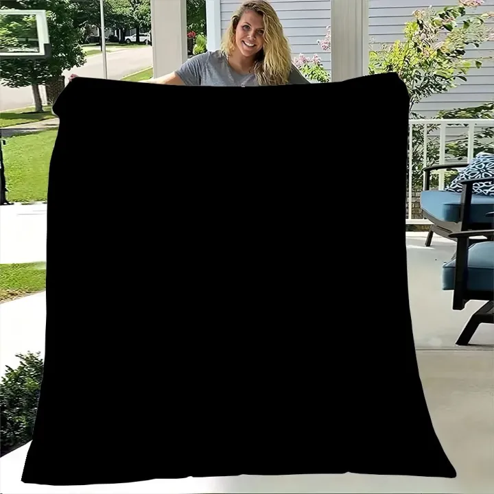 Whimsical%20Fluffy%20Fur-Like%20Pattern%20Throw%20Blanket%20-%20Soft%20Plush%20Grid%20Design%20with%20Checkerboard%20Black,%20White,%20Gray,%20and%20Vibrant%20Red%20S%20-%20Image%202