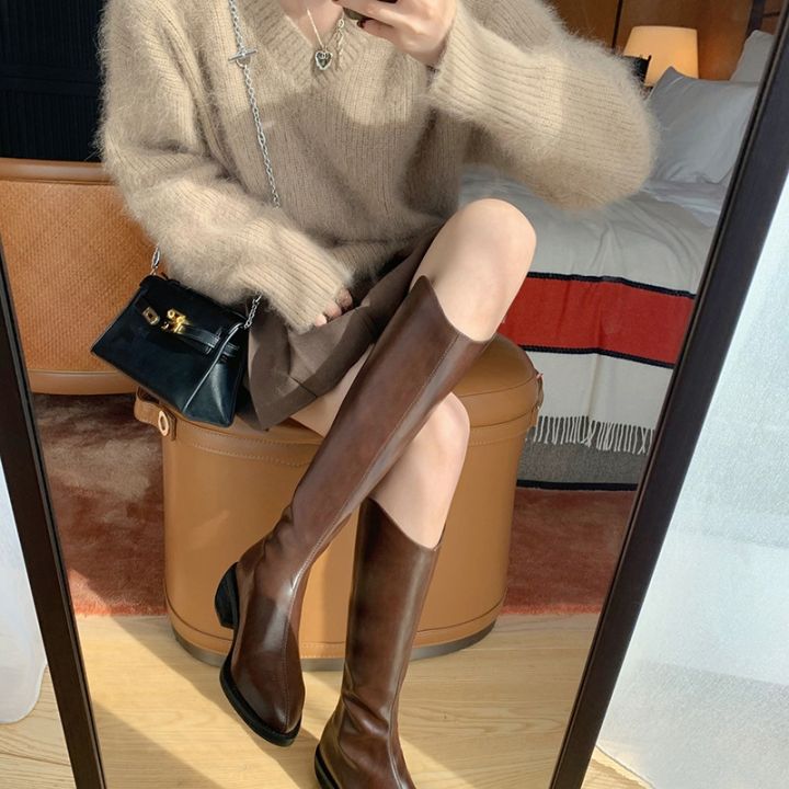 Winter%20New%20Pointy%20Mid-heel%20Knee-high%20Boots%20Back%20Zipper%20Solid%20Color%20Heightening%20Car%20Stitch%20and%20Velvet%20Fashion%20Elegant%20High%20Boots%20-%20Image%202