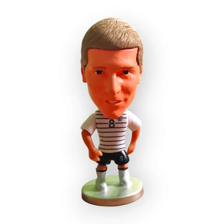 1Pc%206cm%20Soccer%20Star%20Figure%20Football%20Player%20Mini%20Action%20Doll%20Sports%20Model%20Star%20Fans%20Gifts%20Souvenirs%20Home%20Decoration%20Toys%20BunnyGarden%20-%20Image%203